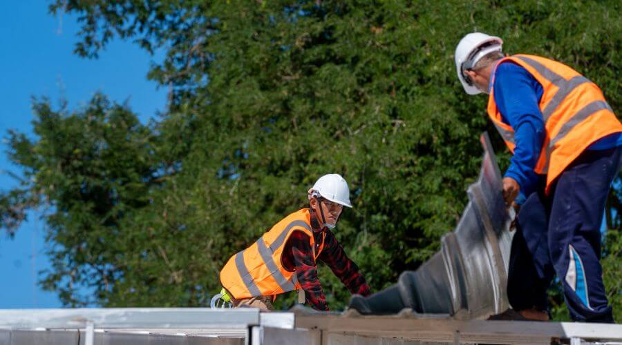 Professional residential roofers in Lewisville, OH
